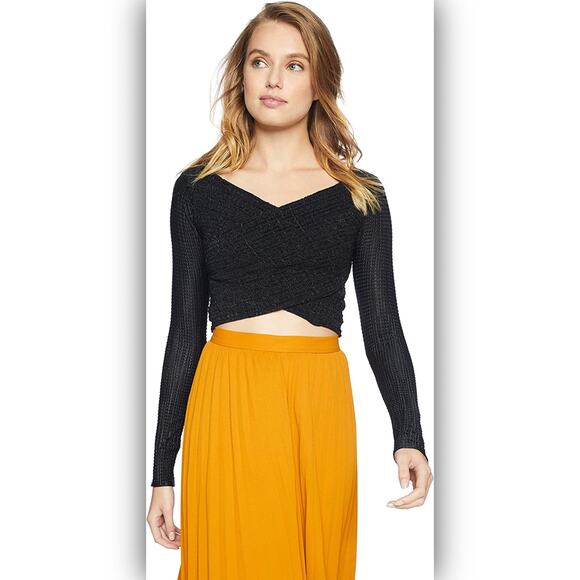 Show Me Your Mumu Connie Top Long Sleeve Cropped Black Women's Size Small NWOT - Picture 9 of 9